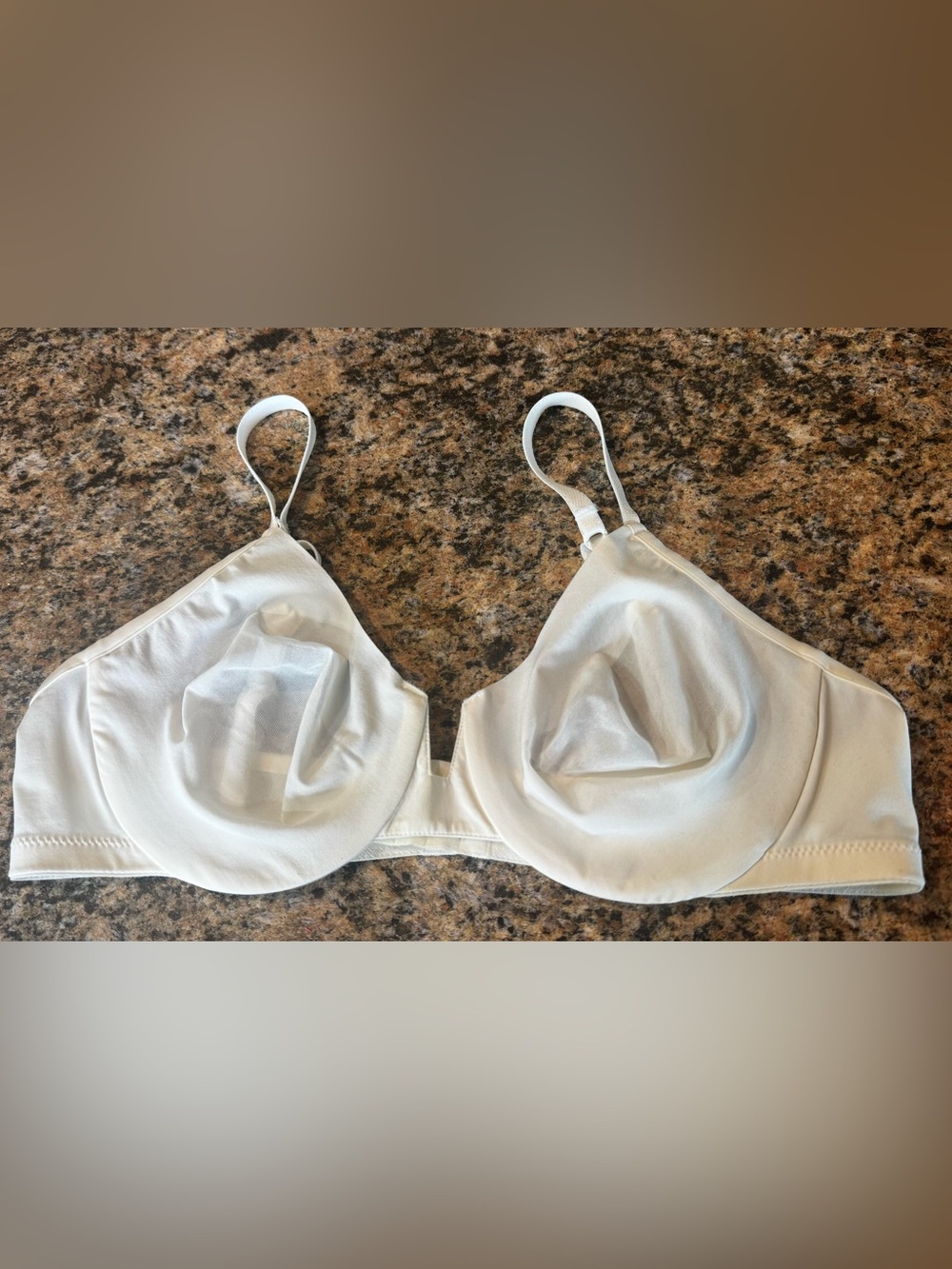 La Perla T-Shirt Bra Women’s Size 3 Beige 36D  Underwire Lined Unpadded Italy